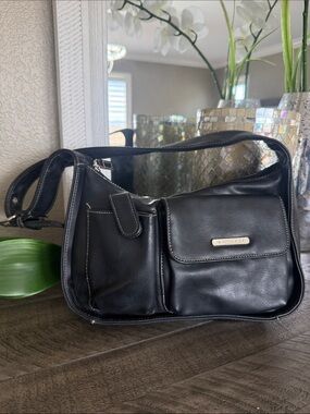 Rosetti Black Smooth Leather Messenger Shoulder Bag